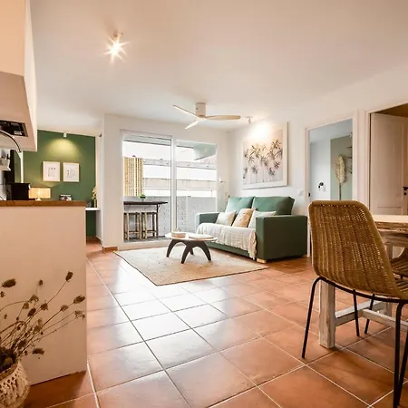 K-nat By Nuka Homes * Platja de Larenal