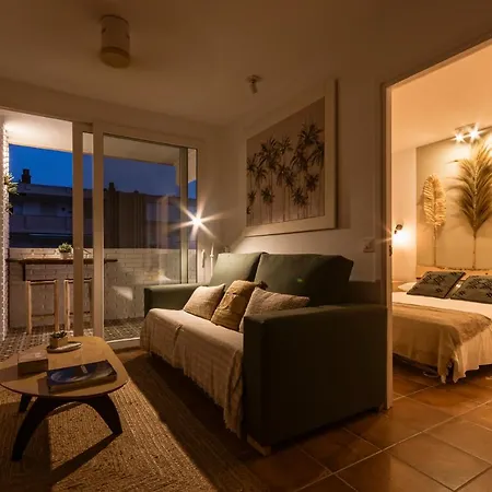 Apartment K-Nat By Nuka Homes