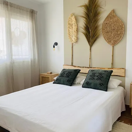K-Nat By Nuka Homes Apartment *